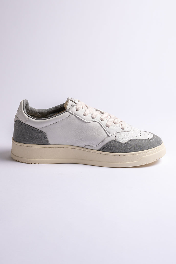 Medalist Goat Suede Sneaker WHITE/GREY