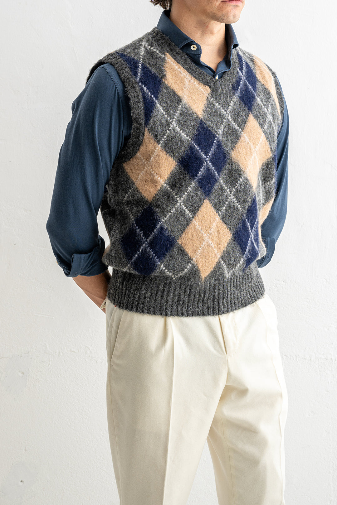 Brushed Shetland Argyle Vest Grey