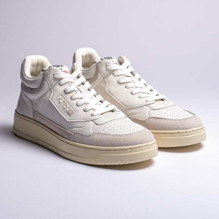 MEDALIST OPEN MID SNEAKER WHITE