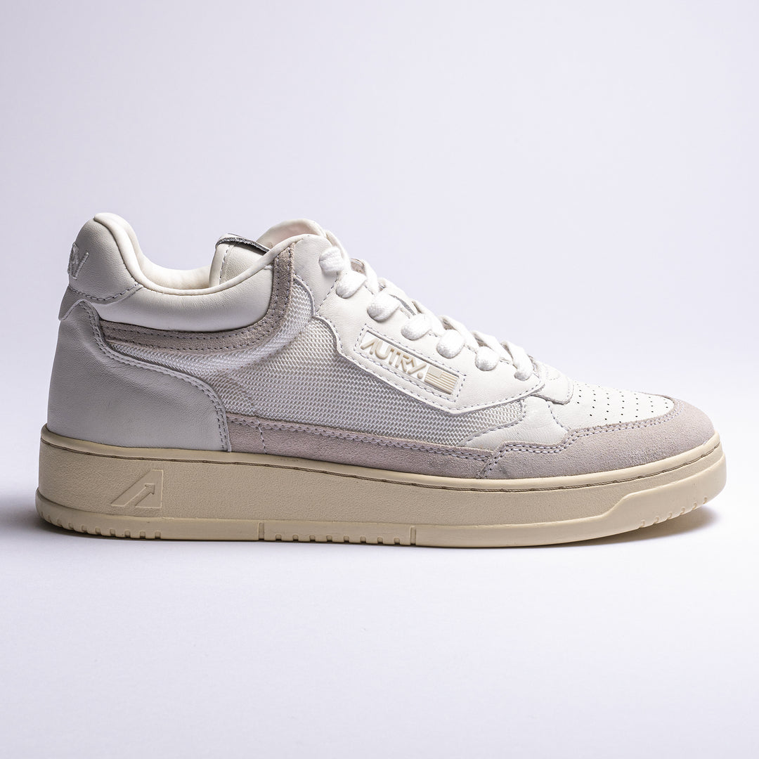 MEDALIST OPEN MID SNEAKER WHITE