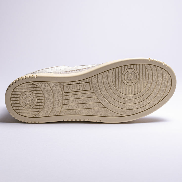 MEDALIST OPEN MID SNEAKER WHITE