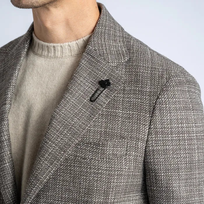 Single Breasted Wool Silk Blazer. Brown