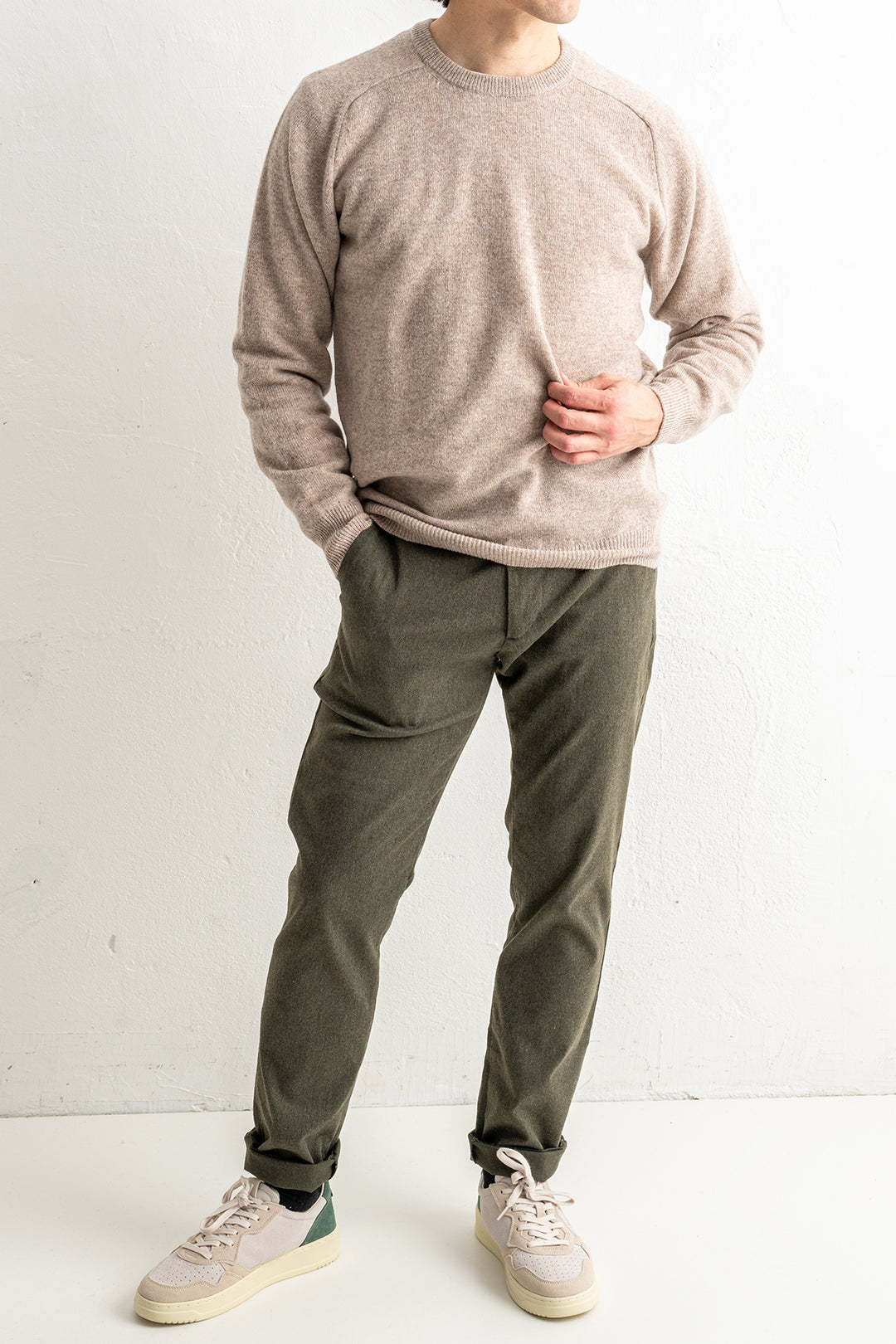 Lenzie Lambswool Saddle Crewneck COBBLE