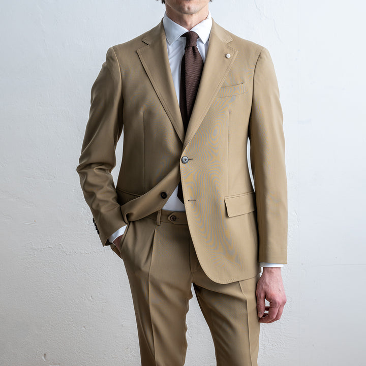 Lyxi ullkostym beige från Luigi Bianchi