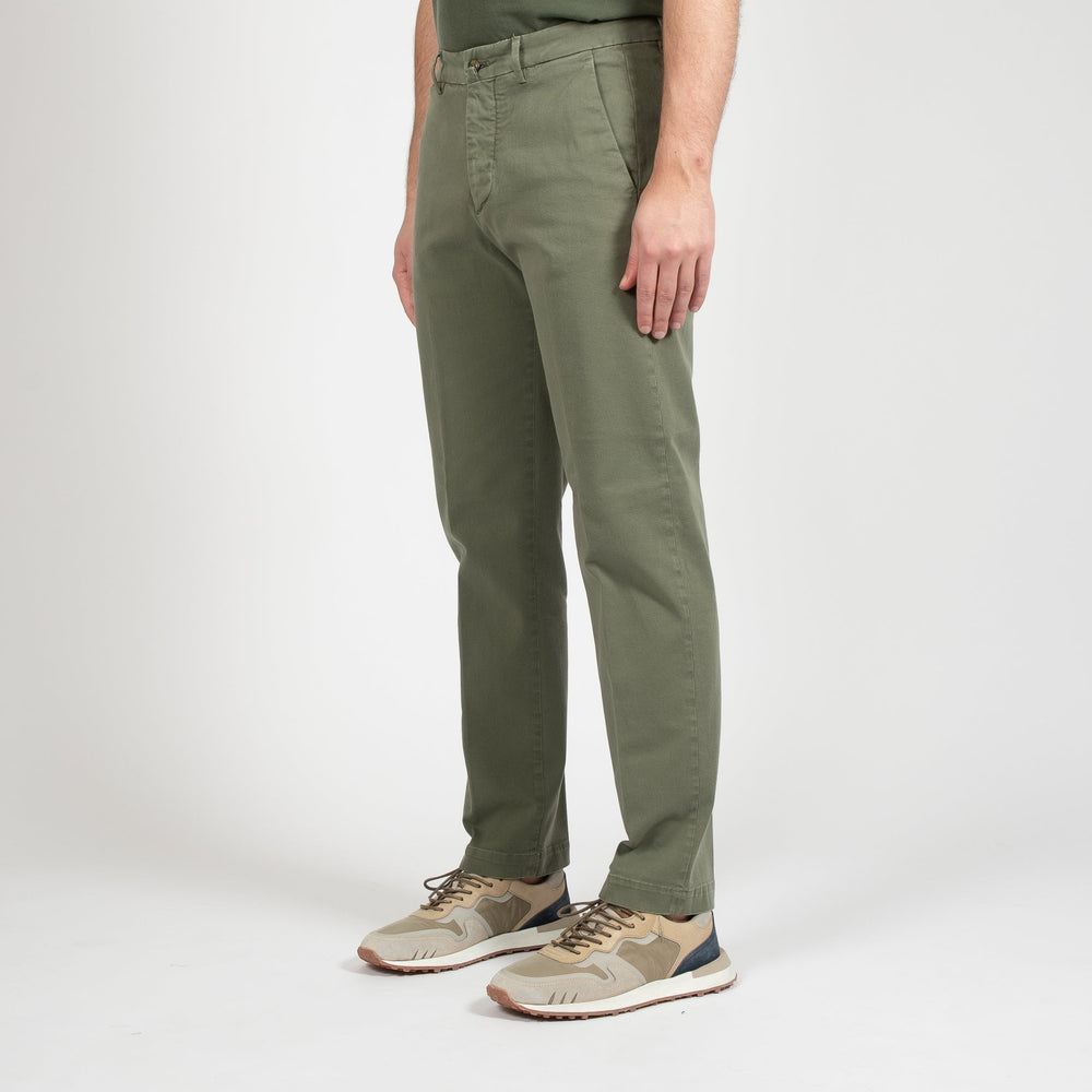 COTTON WASHED TWILL CHINO ARMY