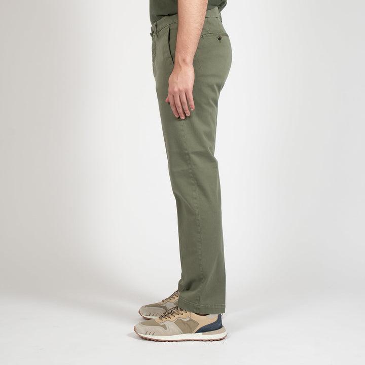COTTON WASHED TWILL CHINO ARMY