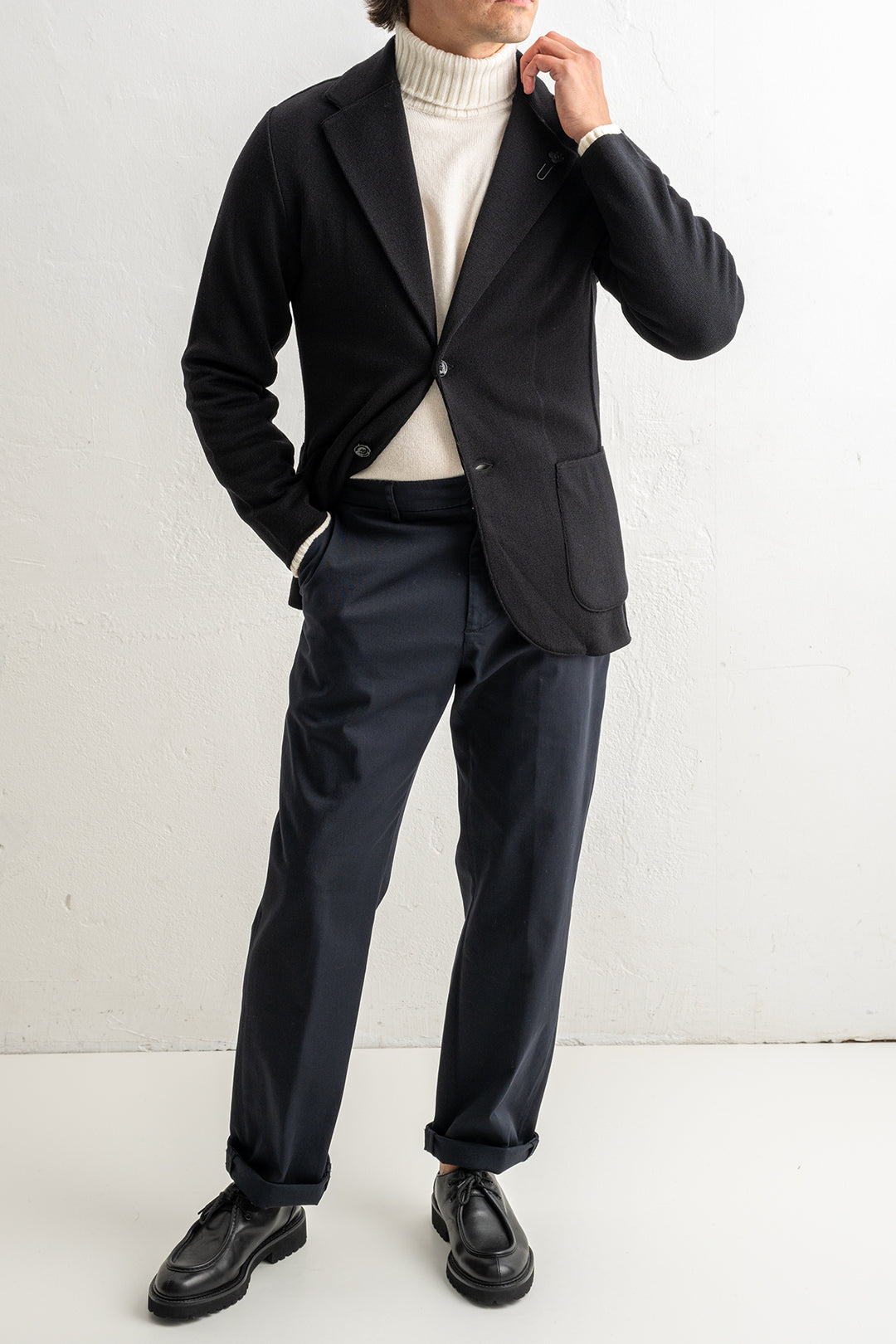 Classic Wool Knitwear Blazer. Black