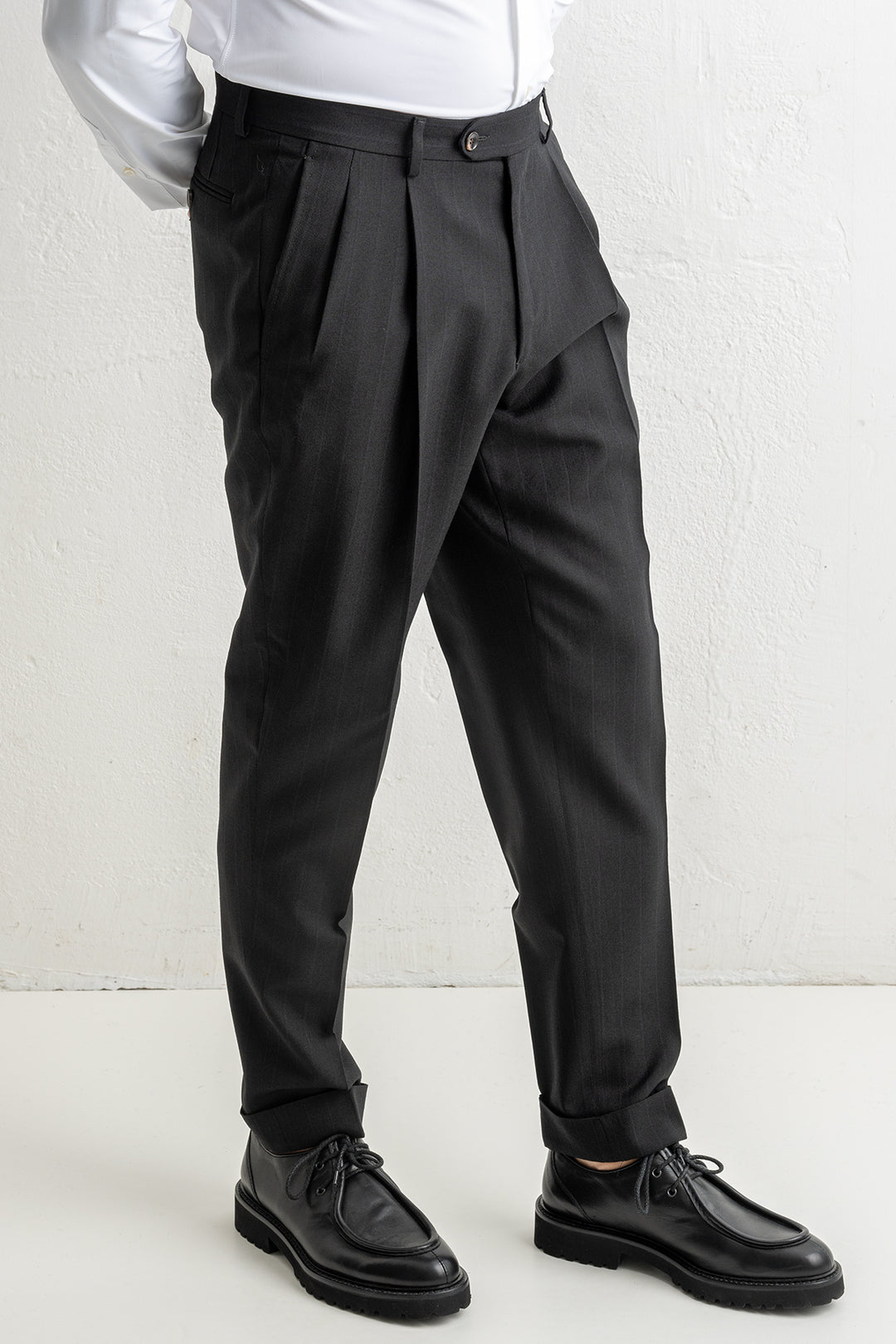 Two Pleat Trouser Black