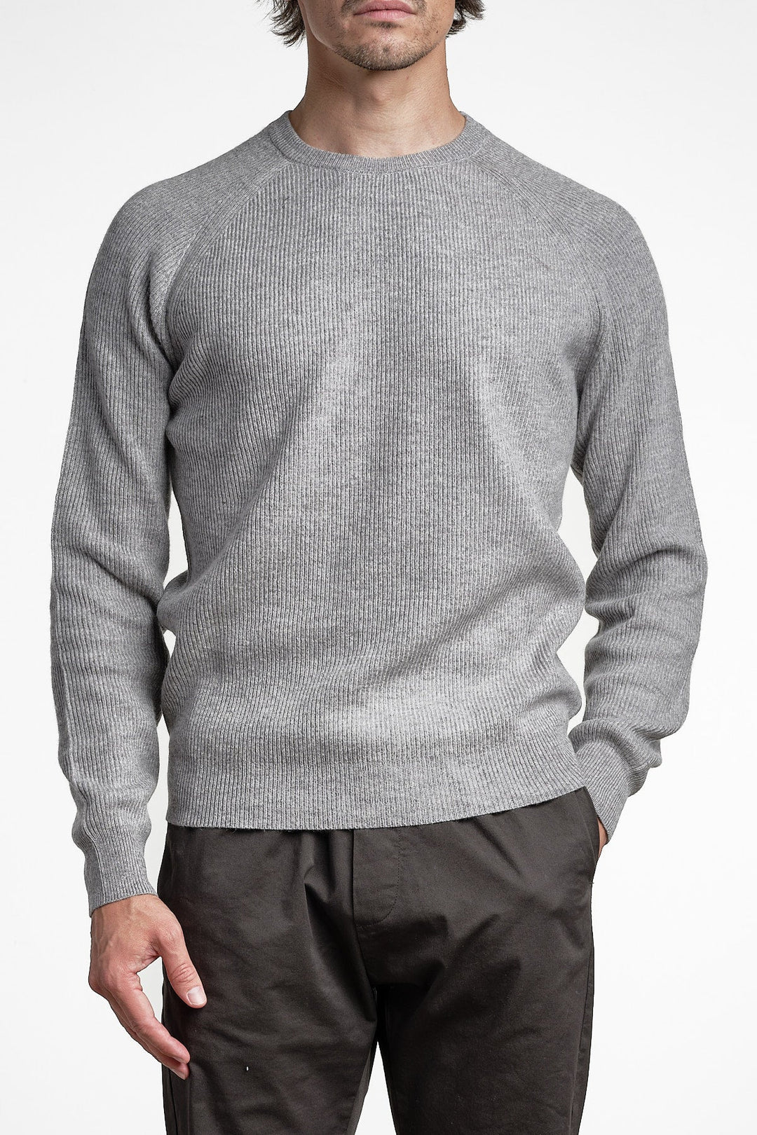 Cashmere Blend Raglan Sweater Antracite – Adverb, framifrån