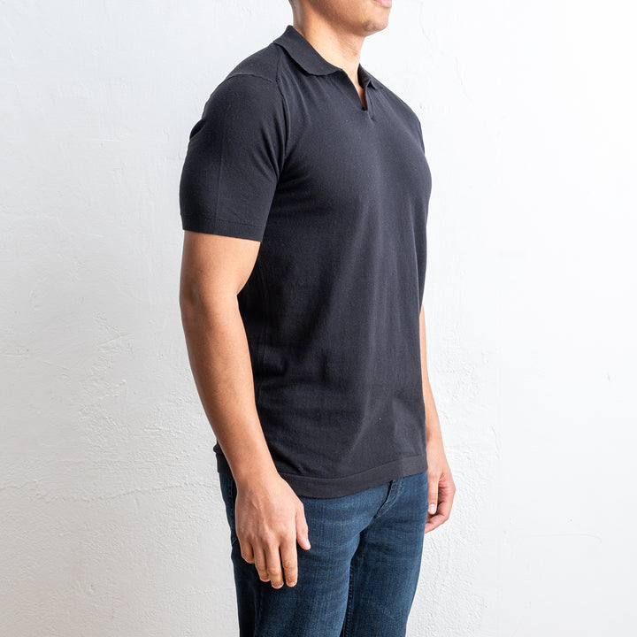 Open Polo Neck Black