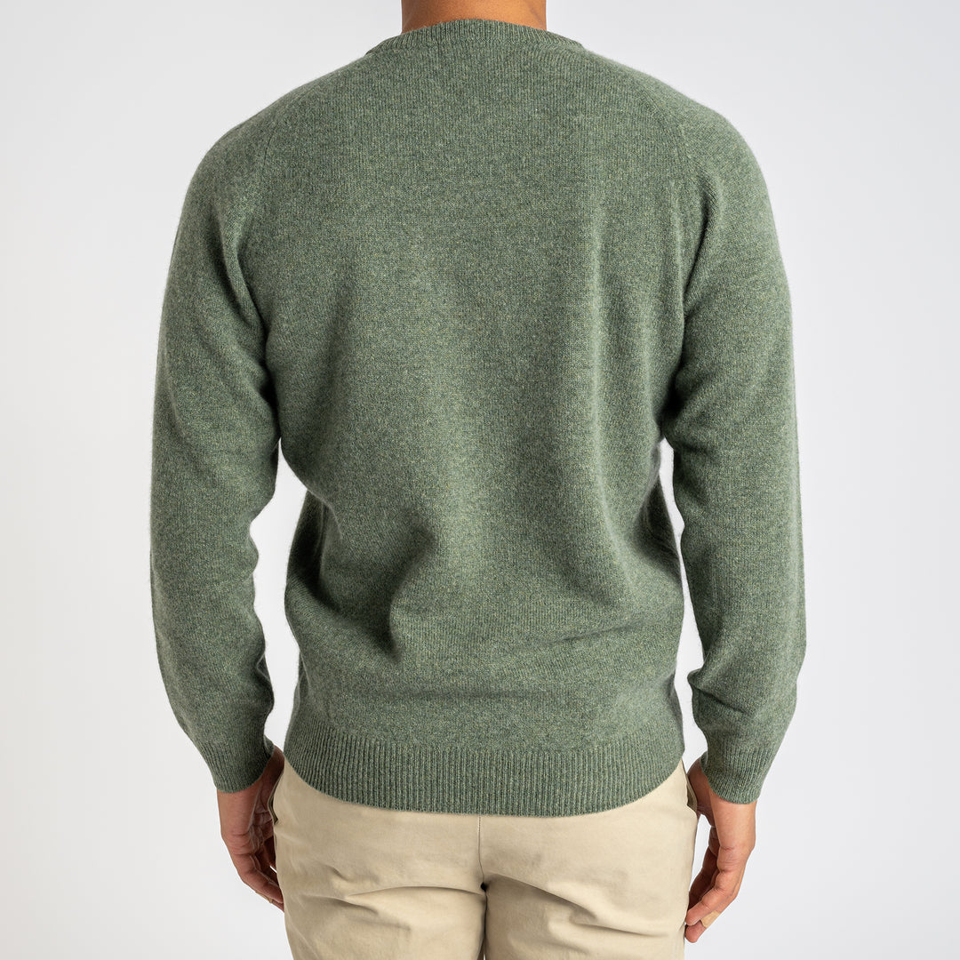 LAMBWOOL CREW NECK. LANDSCAPE