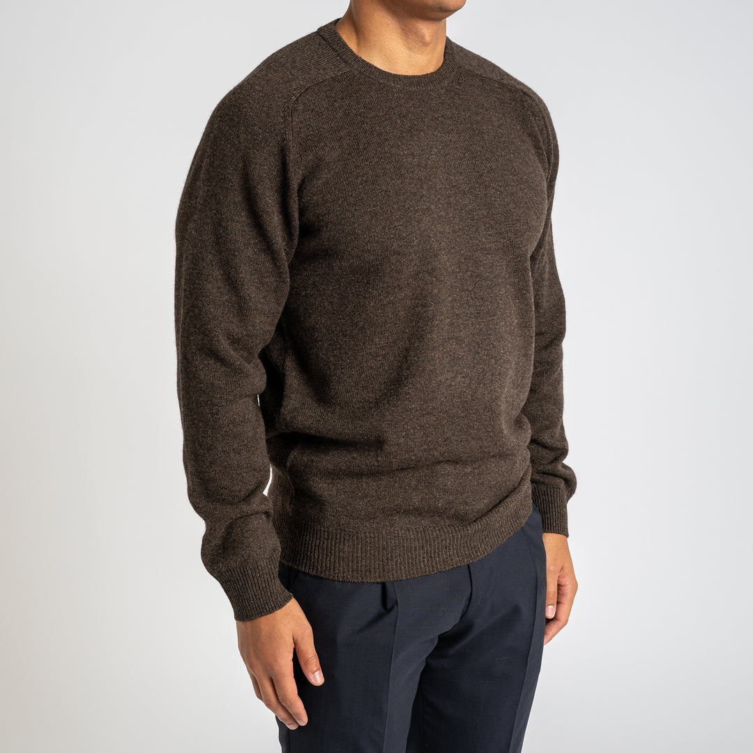 LAMBWOOL CREW NECK. COCOA