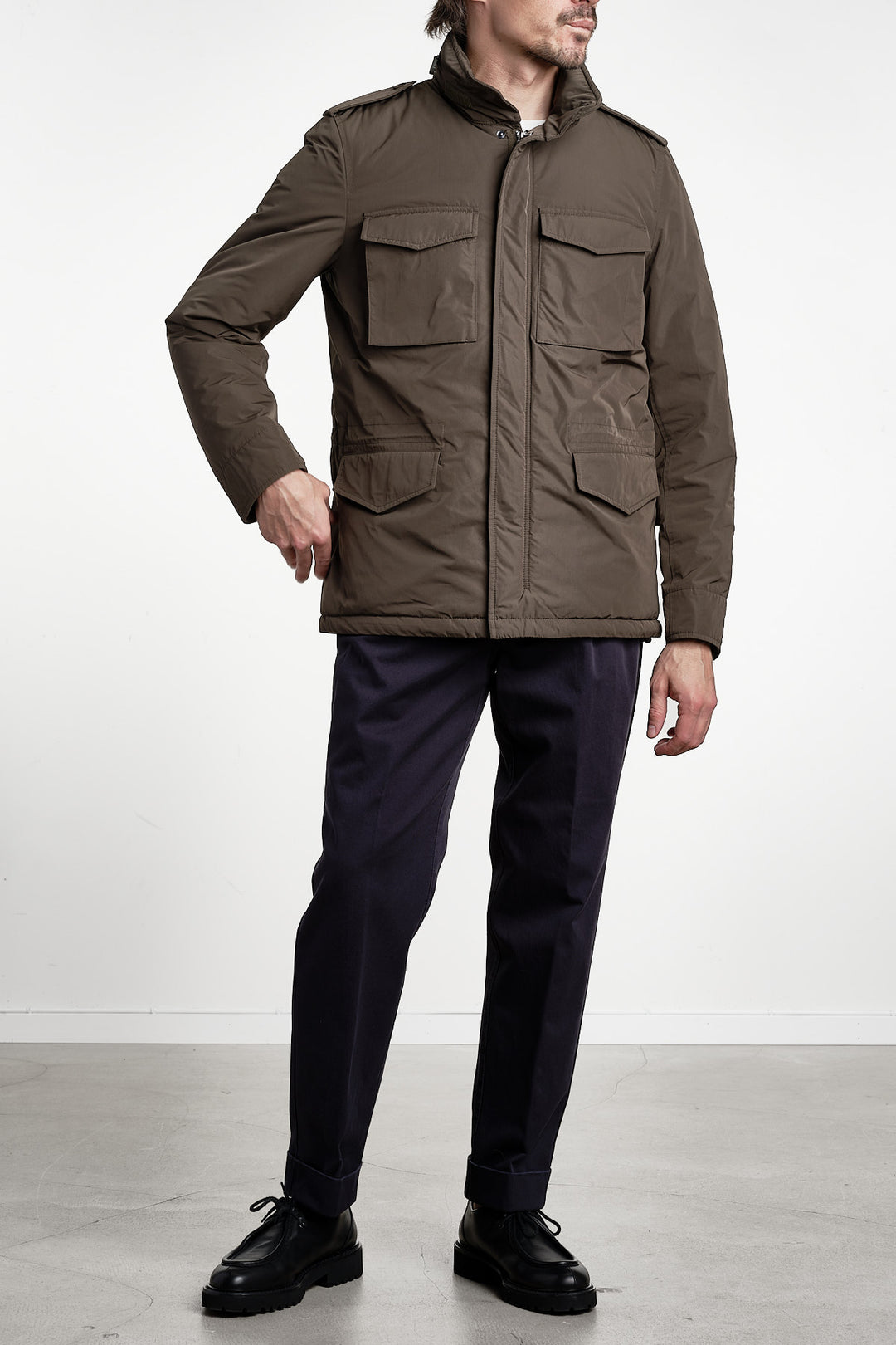 Vento Nylon Minifield Jacket Green – Aspesi, helfigur framifrån