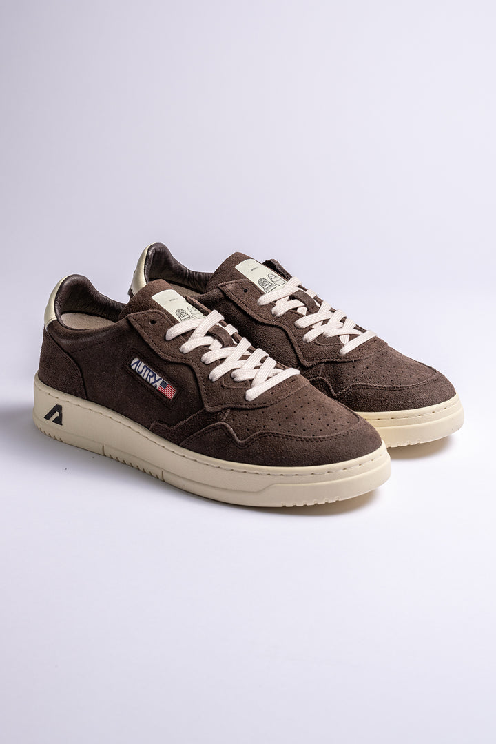 Medalist Finish Suede Sneaker Moka/White