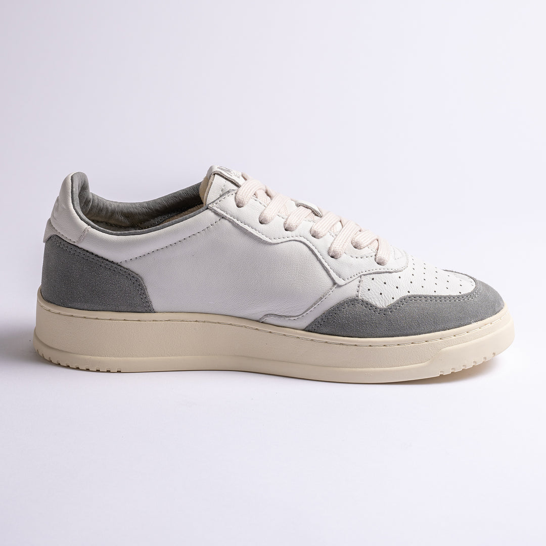 Medalist Goat Suede Sneaker WHITE/GREY