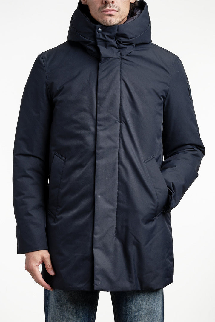 Aberdeen Parka Poseidon Blue – BOMBOOGIE, framifrån