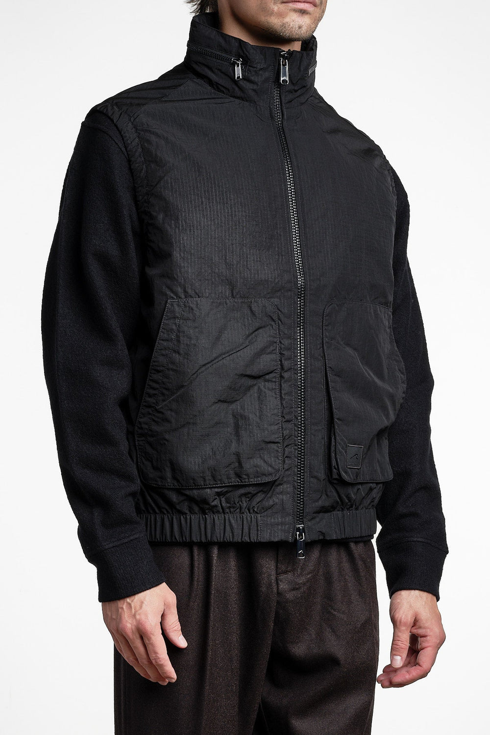 Hampstead Vest Black – Cesar Equipment, bakifrån