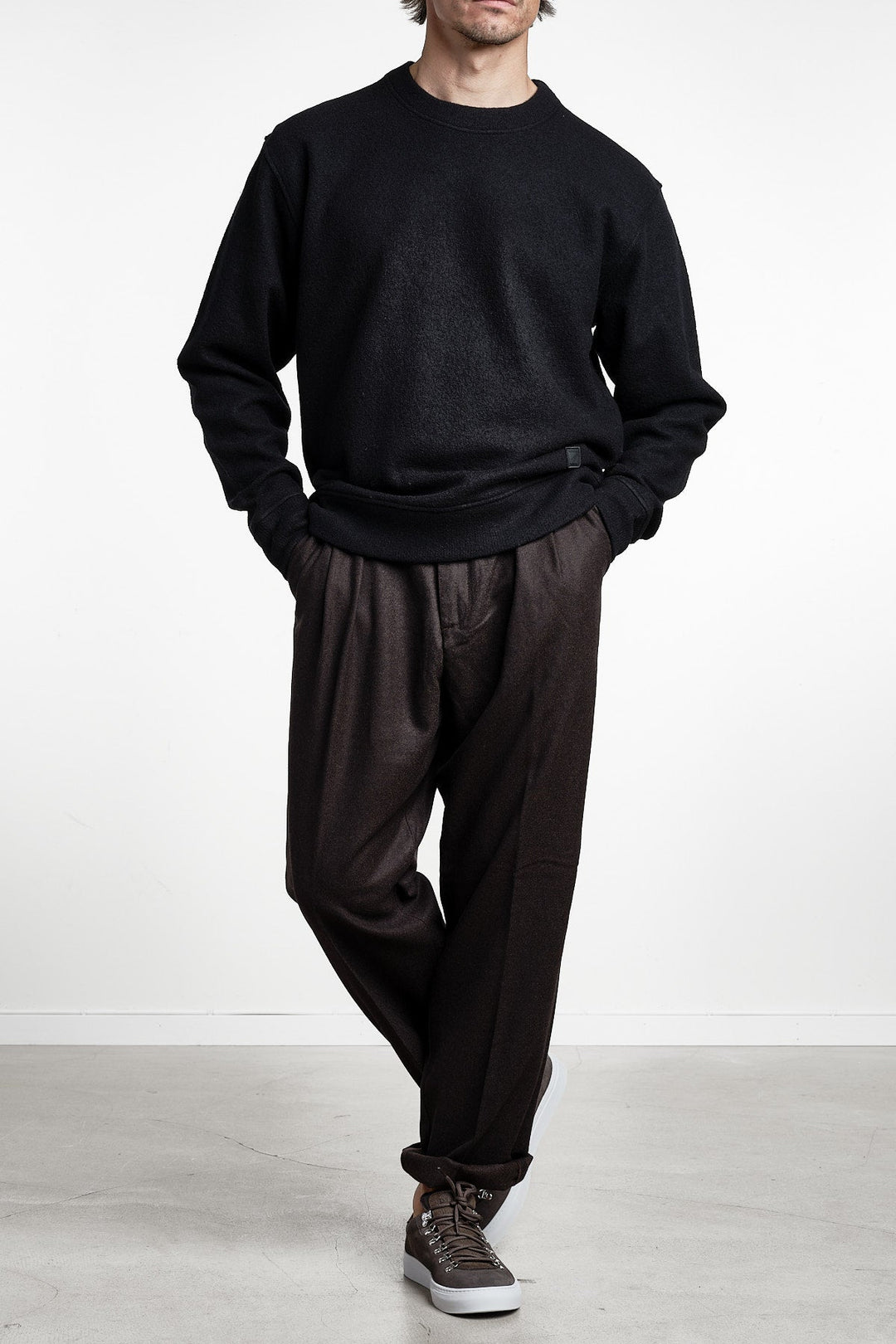 Seaham Boiled Wool Crew Black – Cesar Equipment, detaljbild