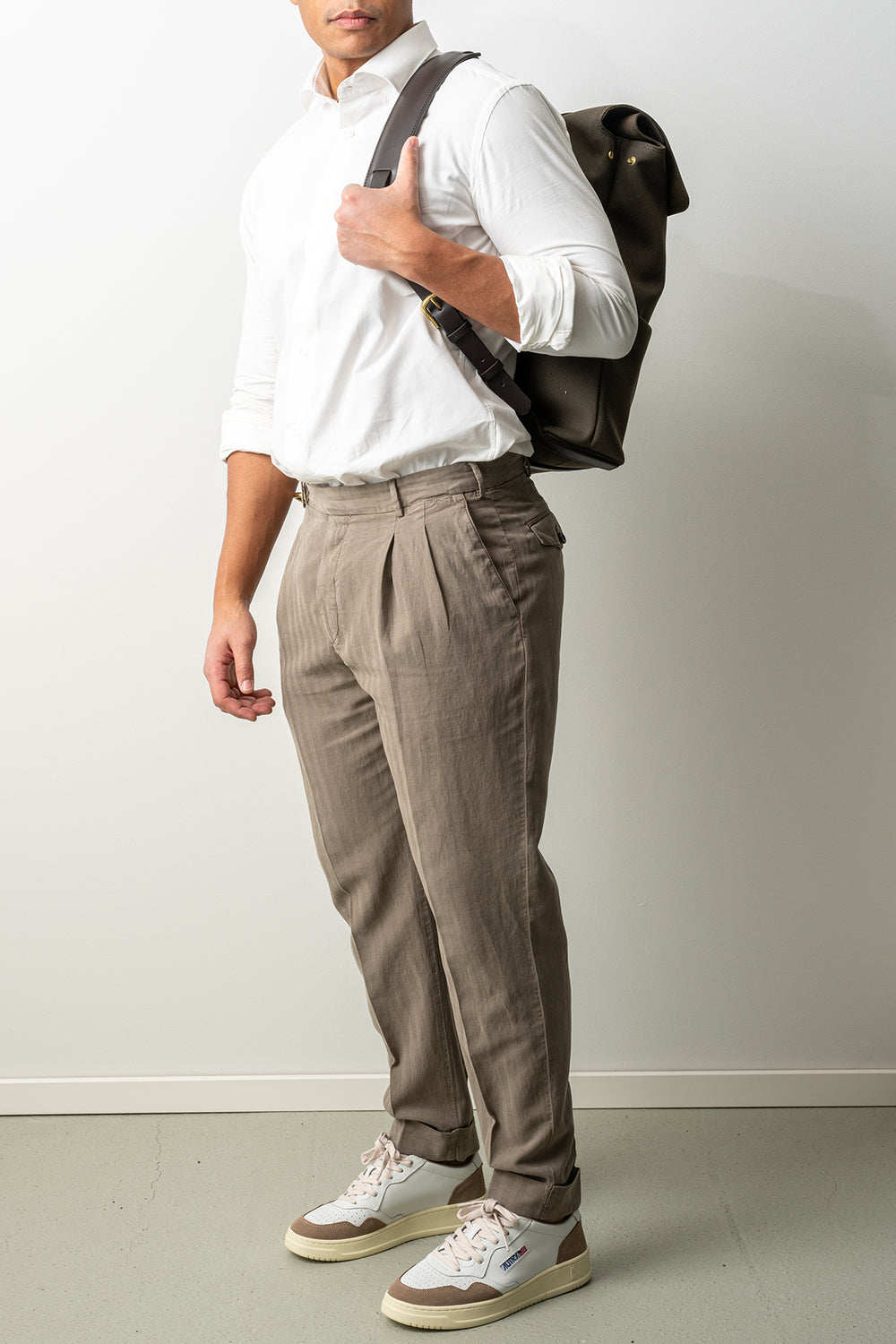 Carrot Two Pleat Cotton Linen Trouser KHAKI GREY