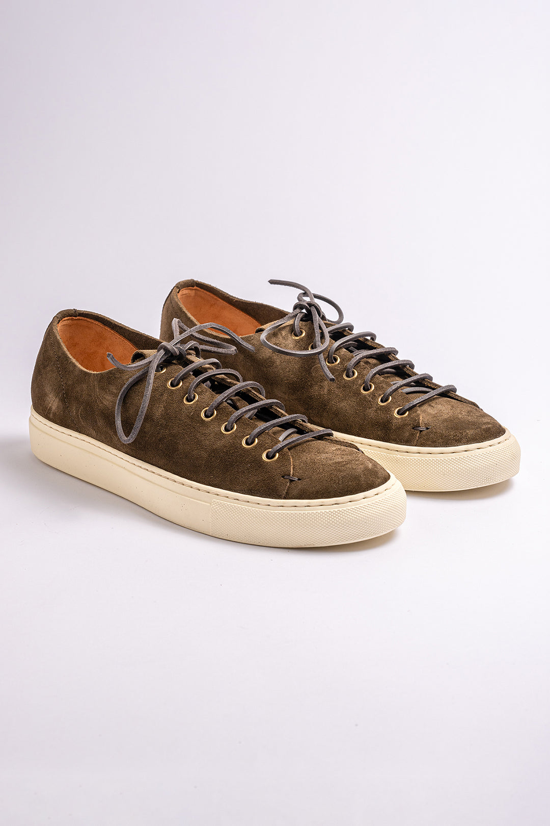 Classic Tanino Suede Sneaker Militare