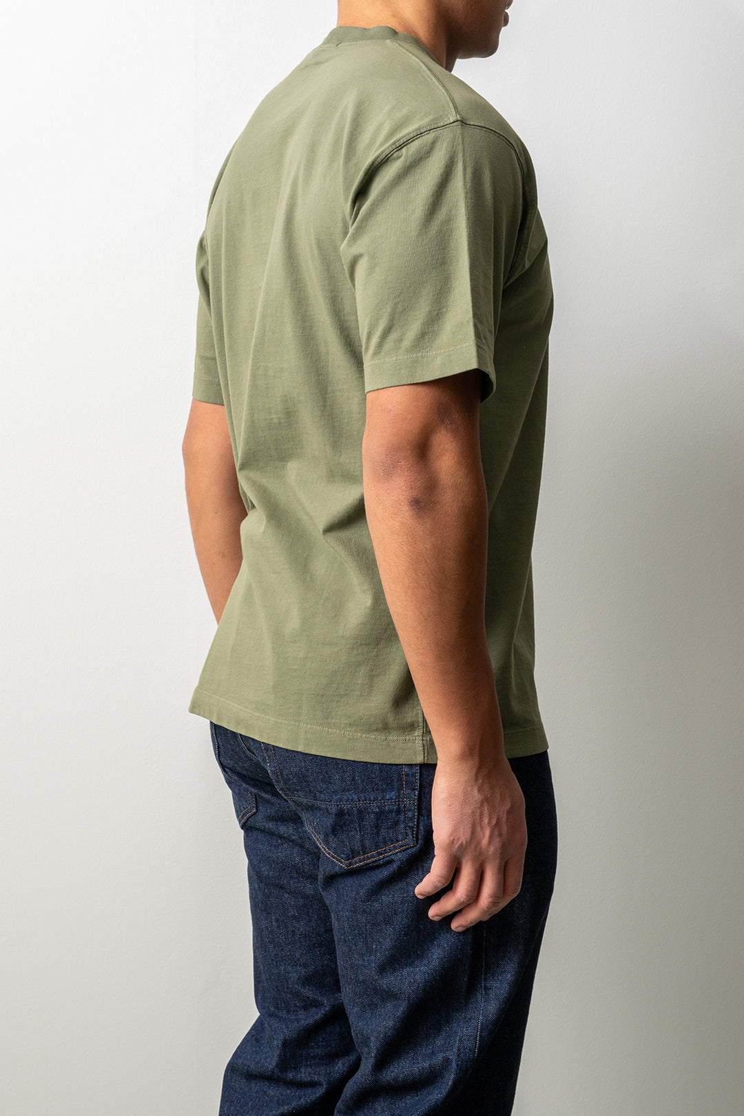 Combed Organic Cotton Jersey T-Shirt 2100030 MILITARY GREEN