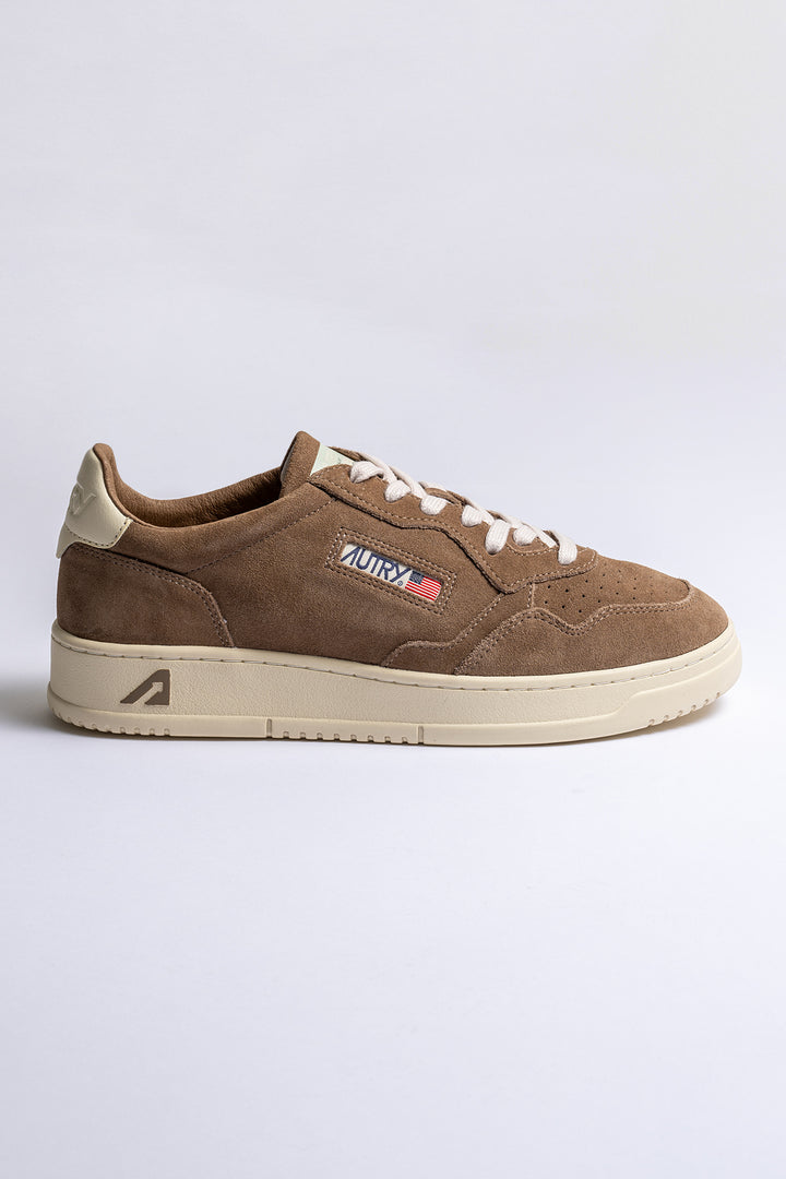 Medalist Low Man Finish/Suede Cigarr/White