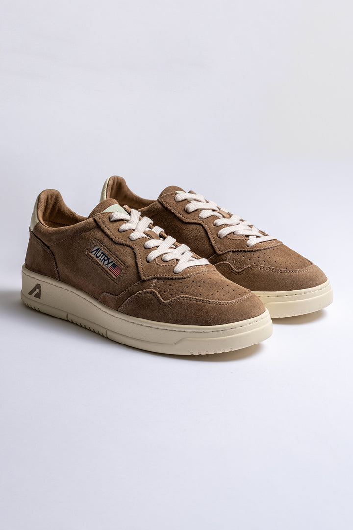 Medalist Low Man Finish/Suede Cigarr/White