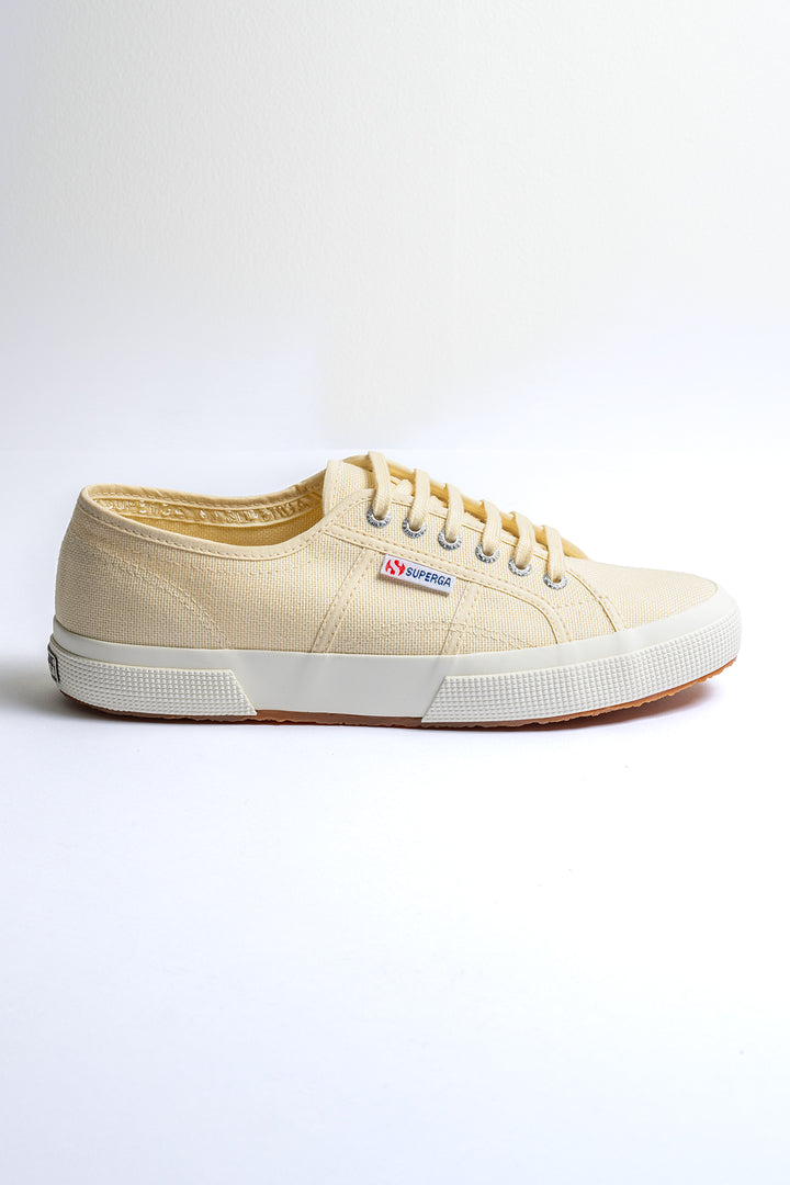 Cotu Classic Canvas Sneaker Beige