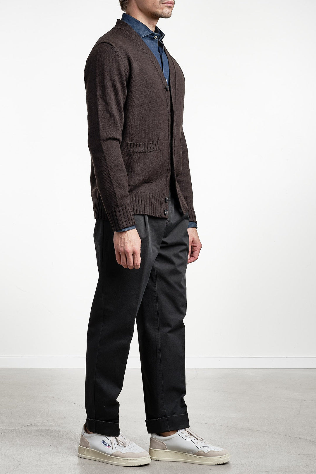 Heavy Knit Cardigan Sweater Dark Brown – FILIPPO DE LAURENTIIS, helbild