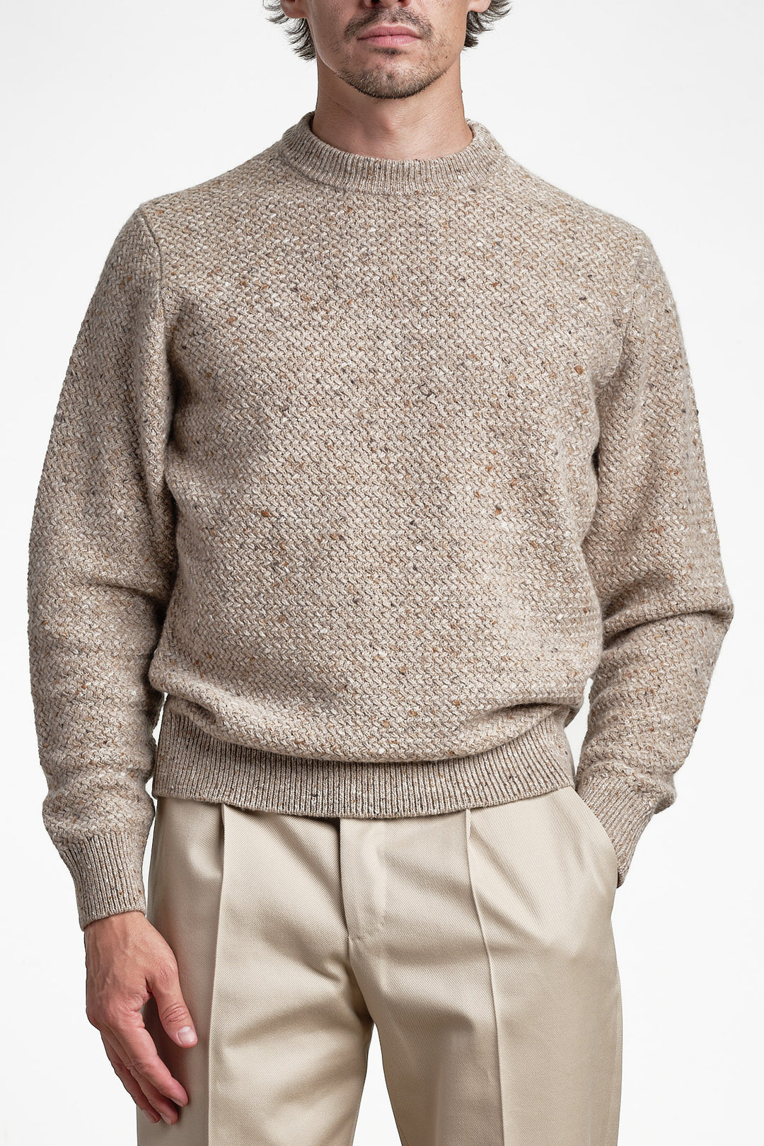 Tweed Cashmere Knit Crewneck Beige – FILIPPO DE LAURENTIIS, framifrån