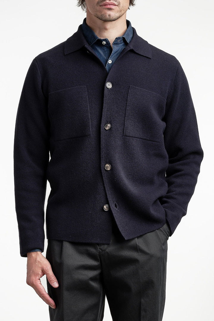 Wool Cashmere Knit Overshirt Navy – FILIPPO DE LAURENTIIS, framifrån
