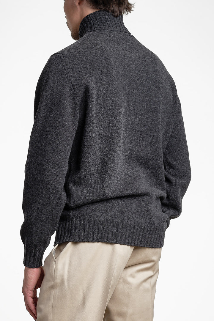 Wool Cashmere Turtleneck Antracite – FILIPPO DE LAURENTIIS, bakifrån