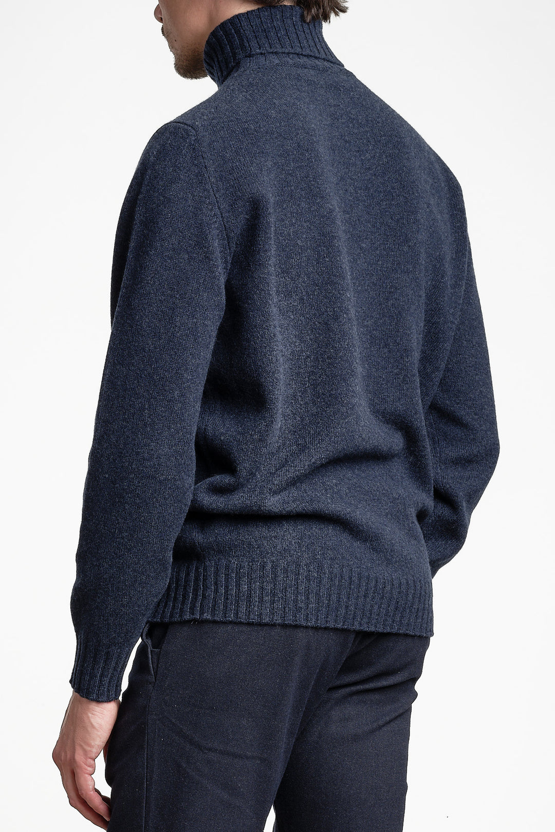 Wool Cashmere Turtleneck Melange Blue – FILIPPO DE LAURENTIIS, bakifrån