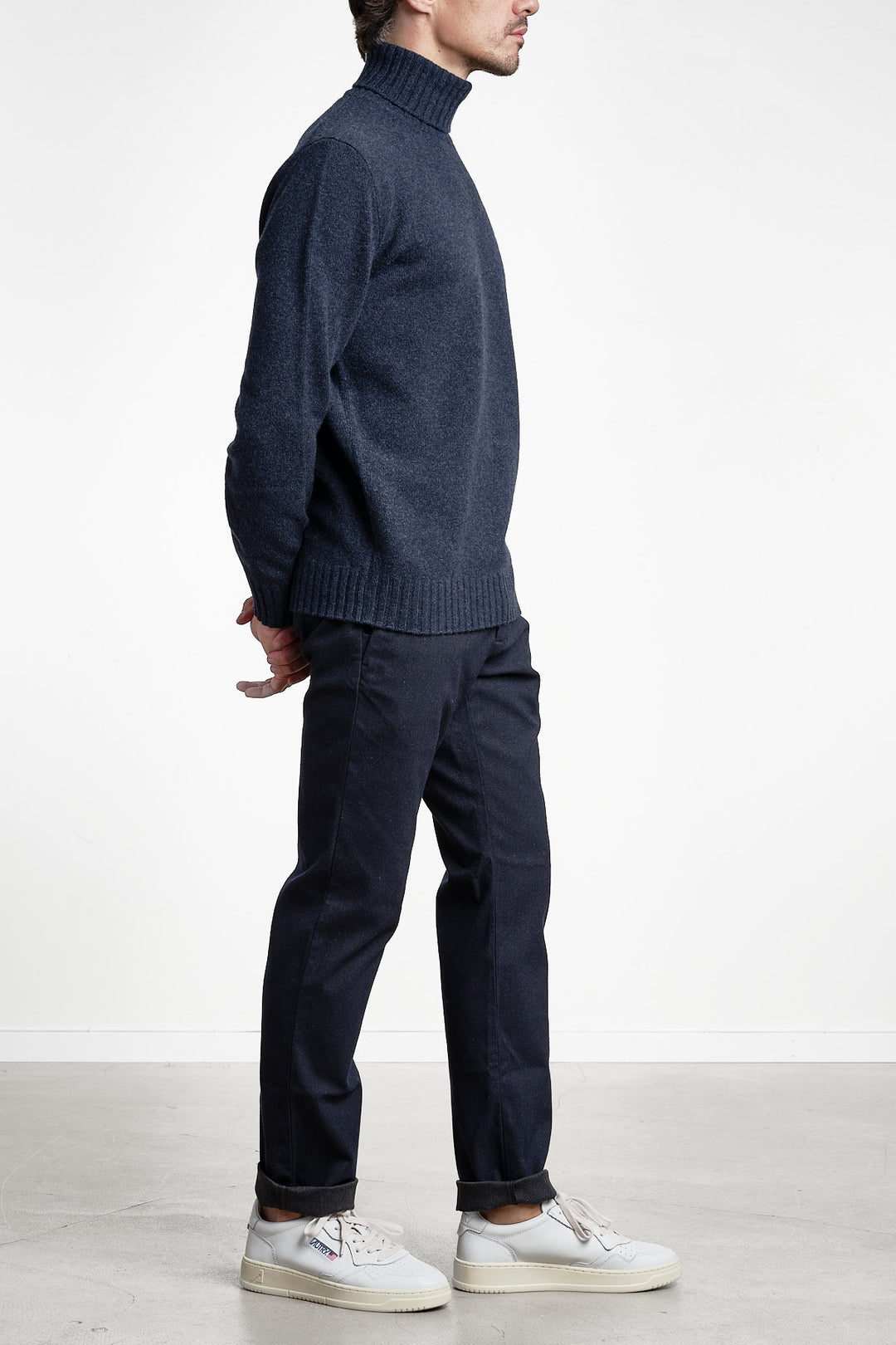 Wool Cashmere Turtleneck Melange Blue – FILIPPO DE LAURENTIIS, helbild snett