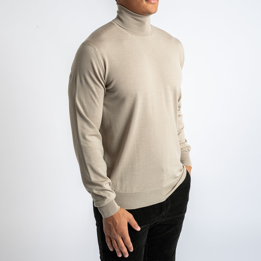 LUXURY WOOL TURTLE NECK GREIGE