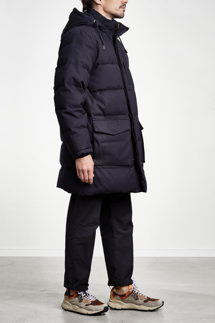 Flannel Down Mid Length Jacket Evening Blue – GANT, detalj