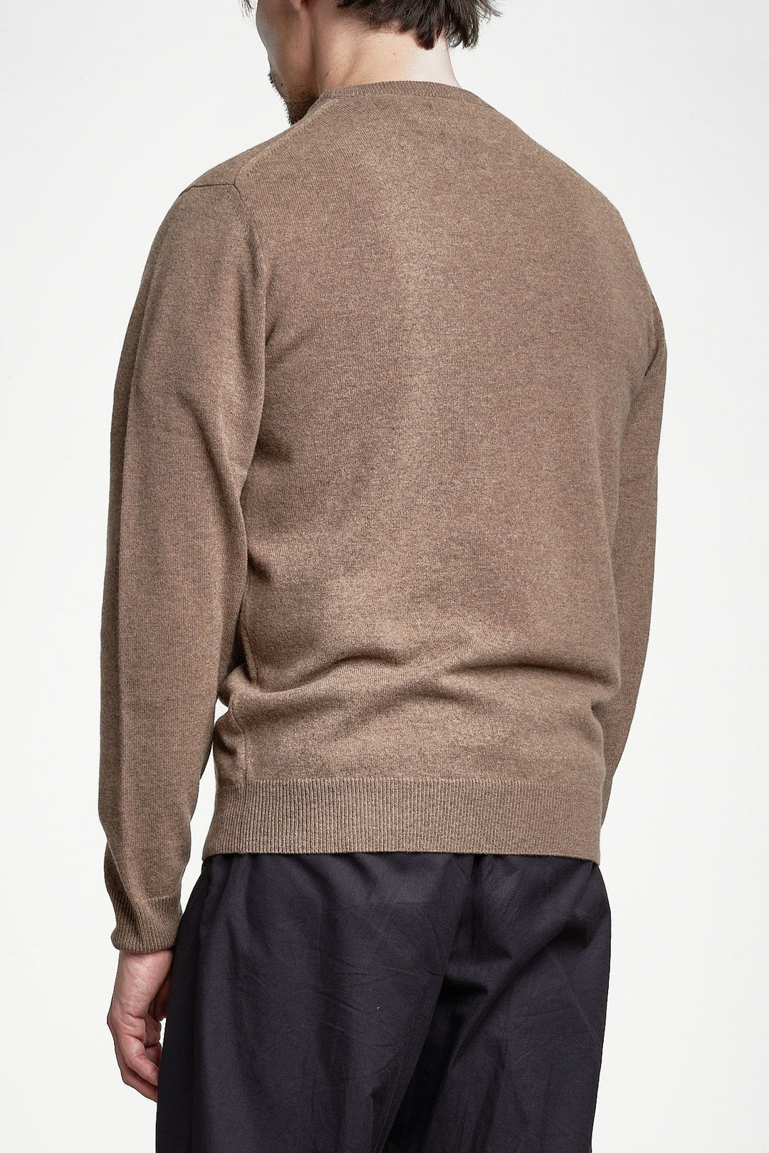 Superfine Lambswool Crewneck Light Brown Melange – GANT, bakifrån