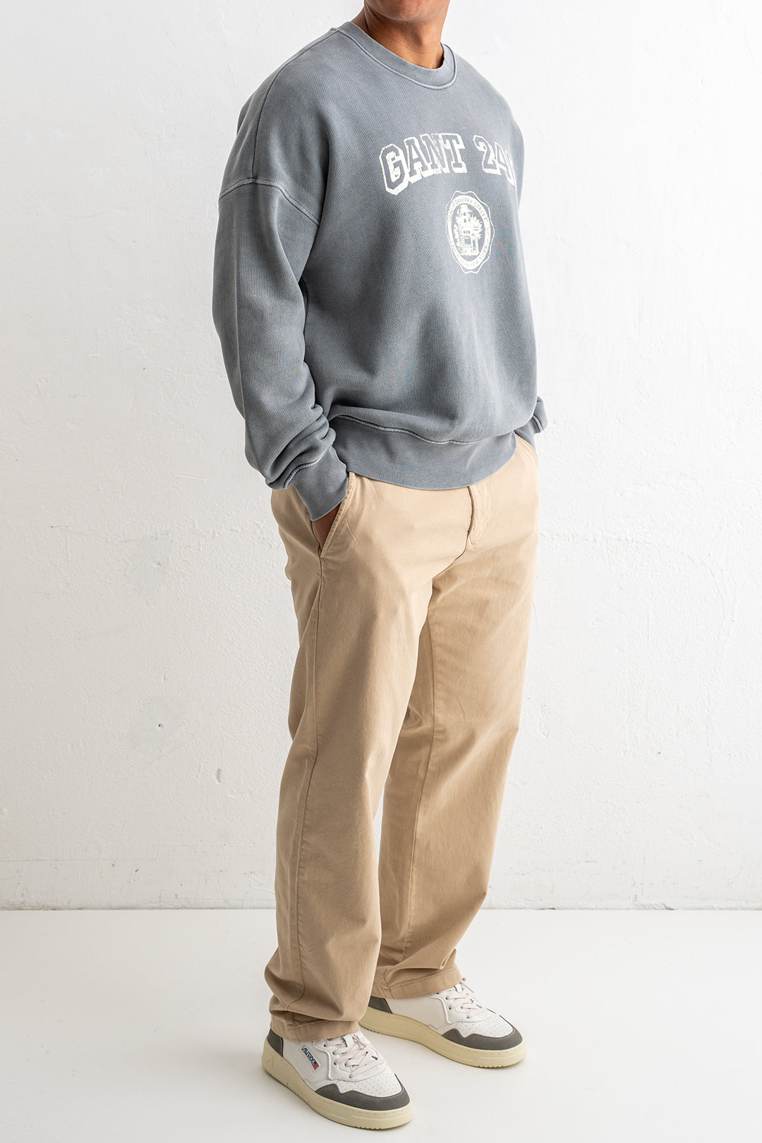 Graphic C-Neck Steel Grey