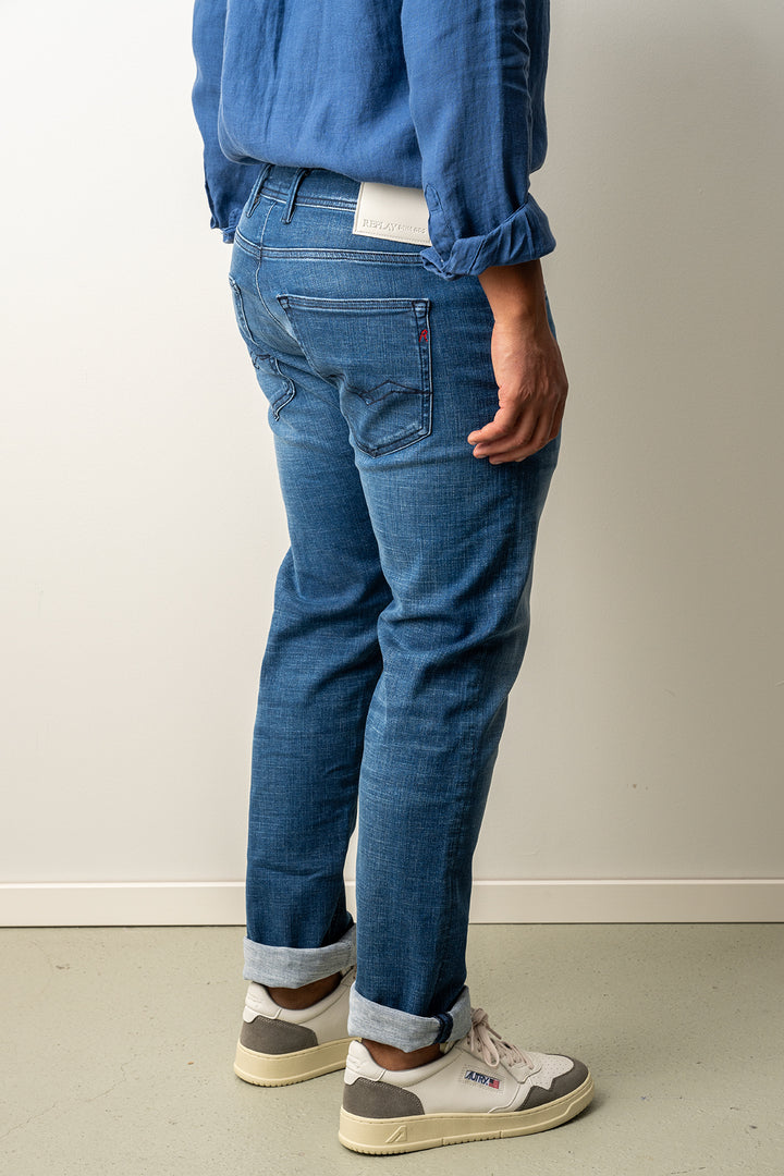 Grover Medium Blue Wash MEDIUM BLUE