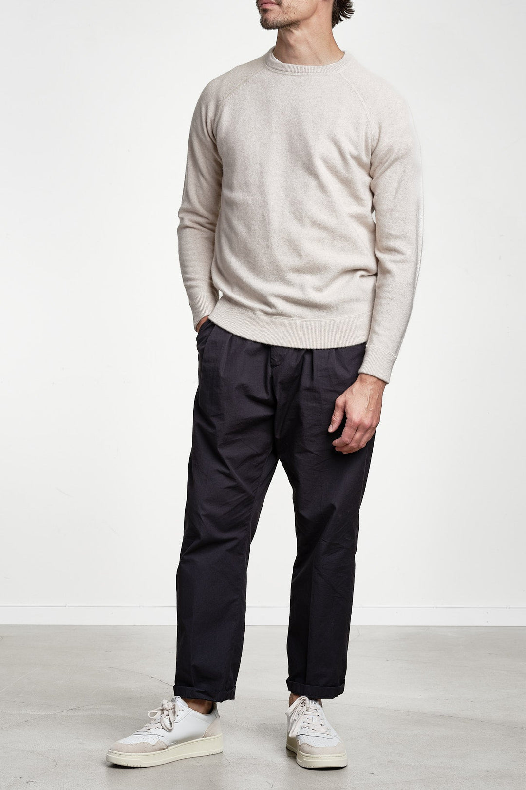 Luxury Cashmere Polo Neck Sweater Bone White – JUPITER, detalj