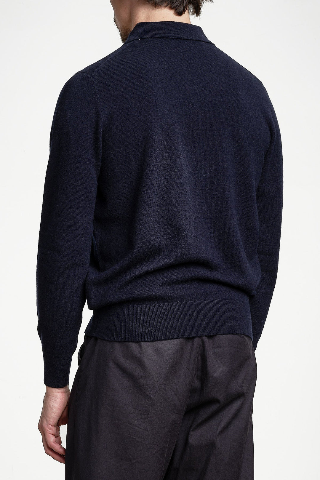 Luxury Cashmere Polo Neck Sweater Navy – JUPITER, bakifrån
