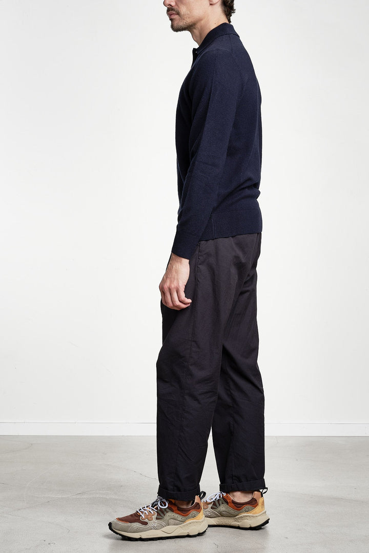 Luxury Cashmere Polo Neck Sweater Navy – JUPITER, detalj