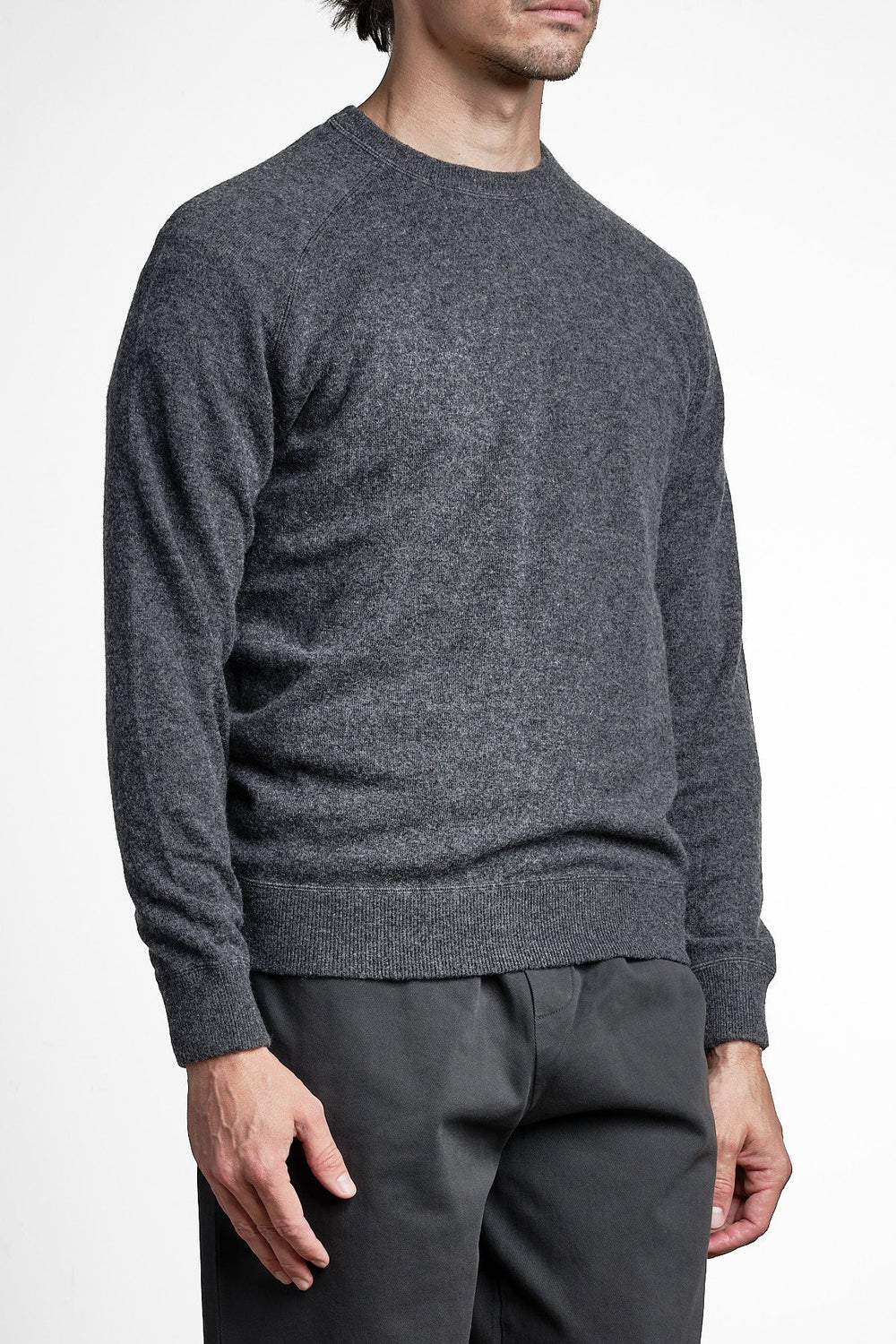Wool Cashmere Raglan Sweater Mid Grey – Jupiter, bakifrån