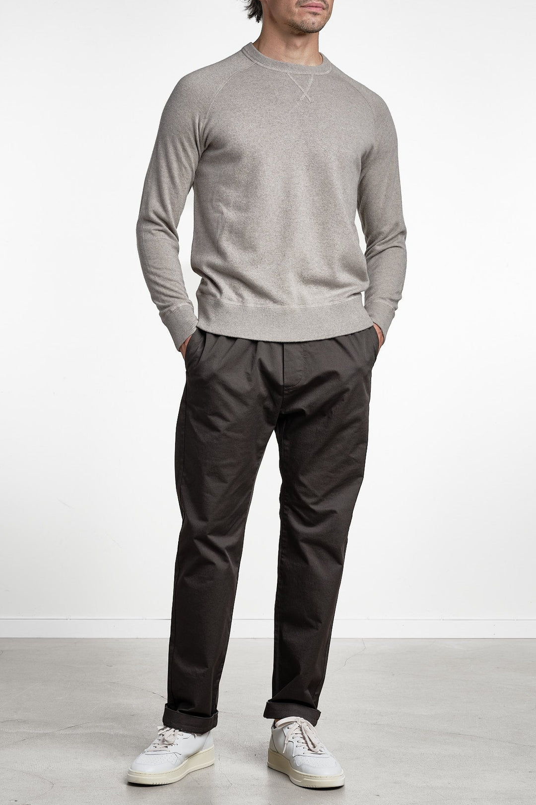 Wool Cashmere Raglan Sweater Taupe – Jupiter, detaljbild