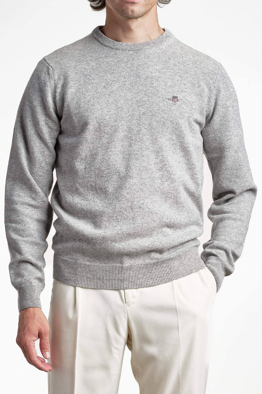 Superfine Lambswool Crewneck Grey melange – Gant, framifrån
