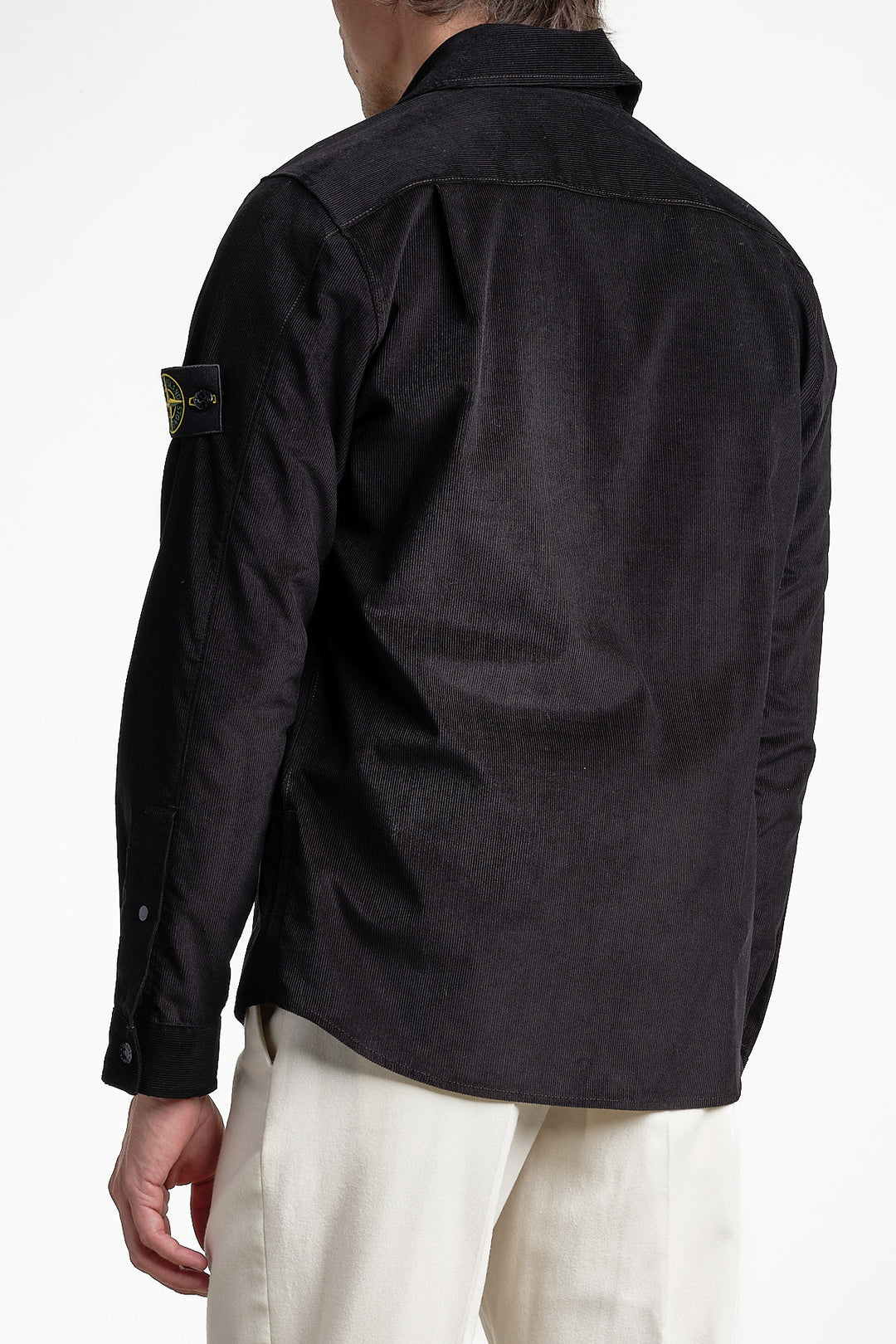 Cotton Micro Corduroy Overshirt Black – Stone Island, snett bakifrån