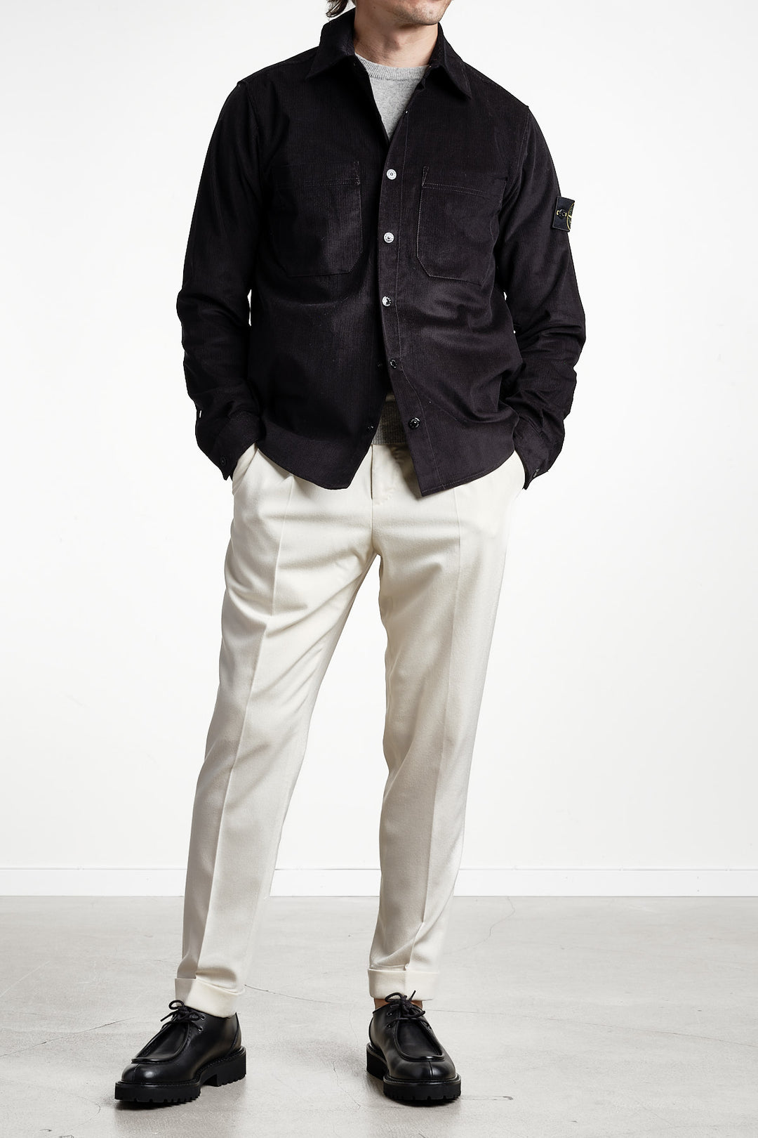 Cotton Micro Corduroy Overshirt Black – Stone Island, bakifrån