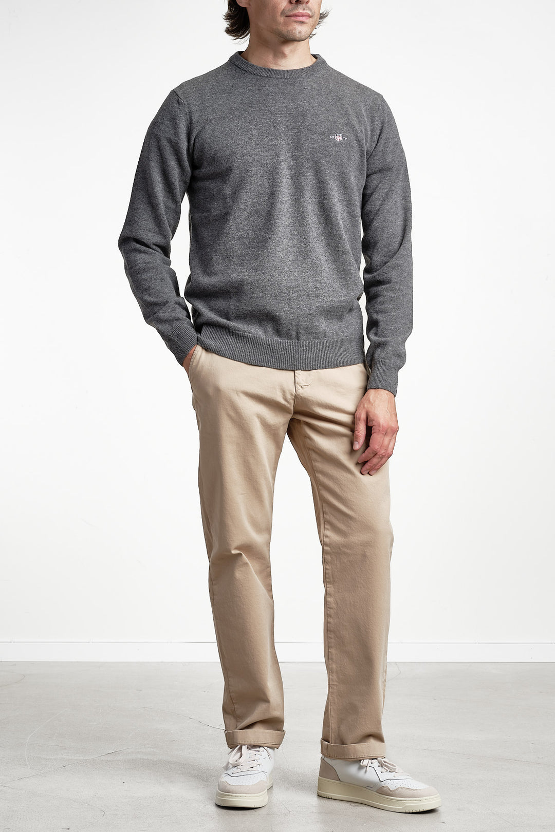 Superfine Lambswool Crewneck Charcoal Melange – GANT, helbild 2