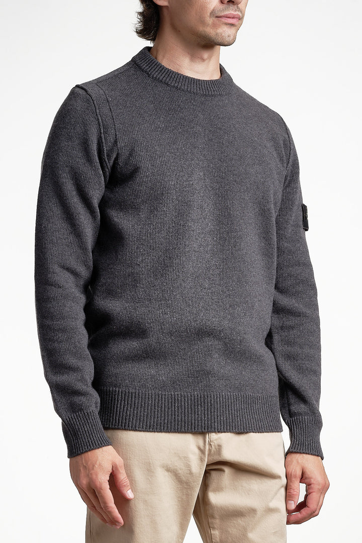 Lambswool Crew Neck Knit Lead Grey – Stone Island, framifrån