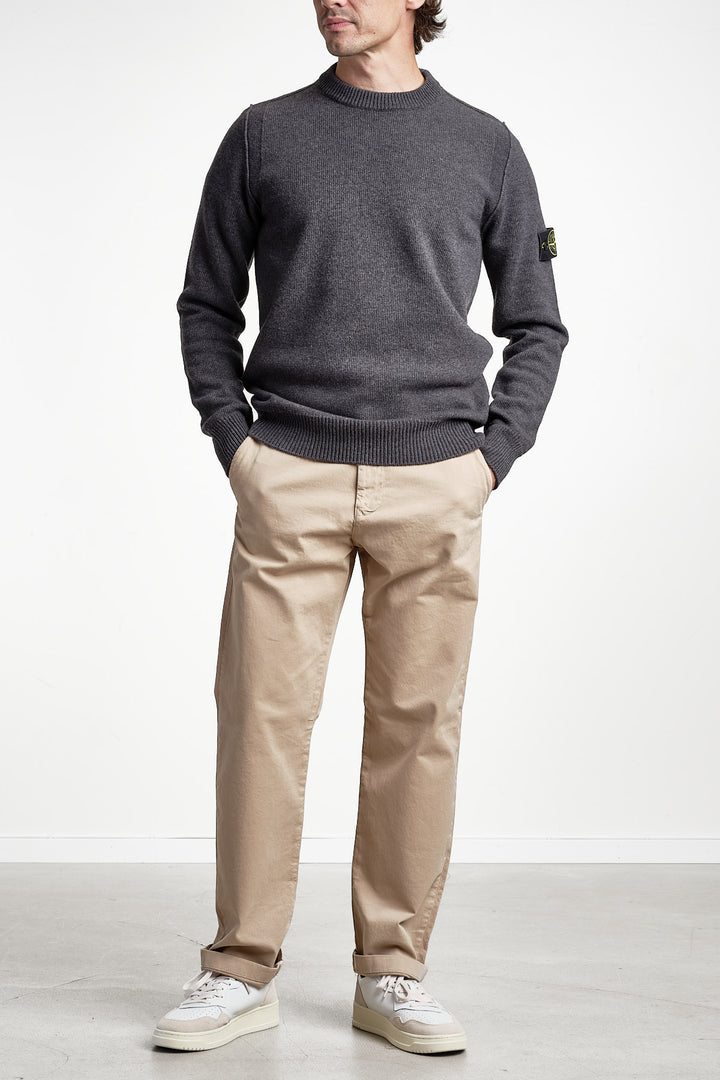 Lambswool Crew Neck Knit Lead Grey – Stone Island, bakifrån